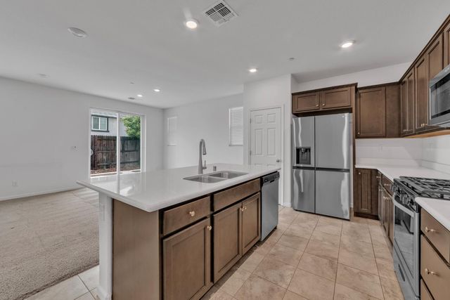 4579 Butterfly Ridge Dr, Folsom, CA 95630