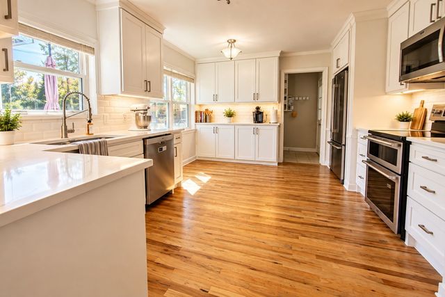 146 Village Estates Drive, Highland Village, TX 75077