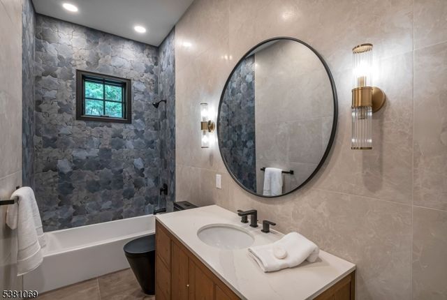 803 Marshall Rd, River Vale Twp., NJ 07675