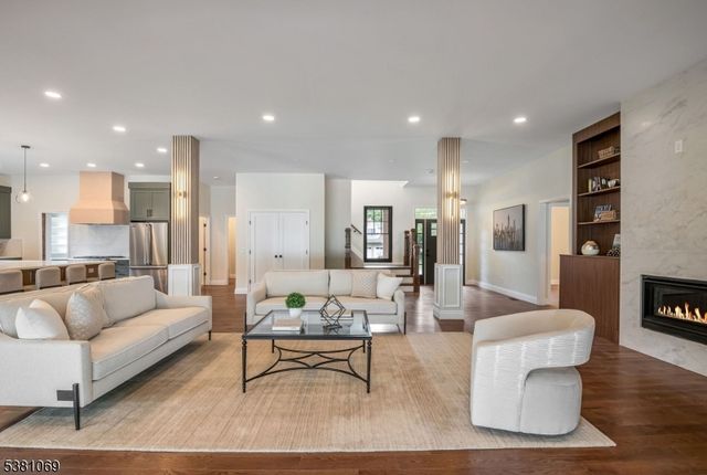 803 Marshall Rd, River Vale Twp., NJ 07675