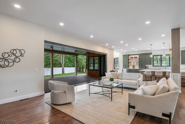 803 Marshall Rd, River Vale Twp., NJ 07675