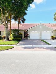 5062 Toscana Trail N, Boynton Beach, FL 33437