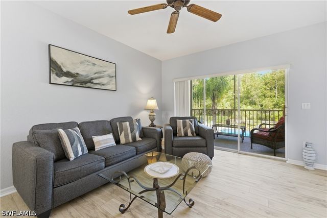 9175 Celeste DR 204, Naples, FL 34113