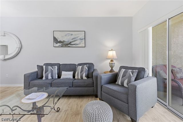 9175 Celeste DR 204, Naples, FL 34113