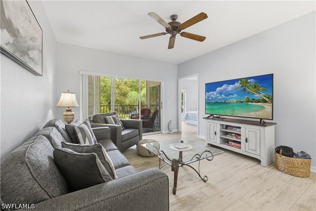 9175 Celeste DR 204, Naples, FL 34113