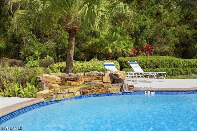 9175 Celeste DR 204, Naples, FL 34113