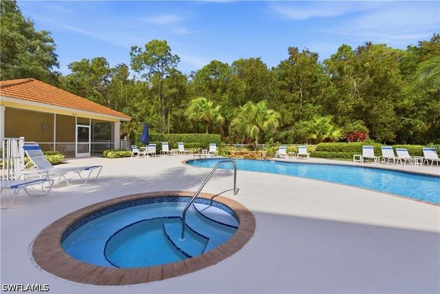 9175 Celeste DR 204, Naples, FL 34113