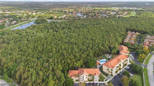 9175 Celeste DR 204, Naples, FL 34113
