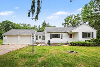 665 4 Mile Road Nw, Alpine Twp, MI 49321