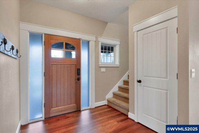 230 SW Wyatt St, Dallas, OR 97338