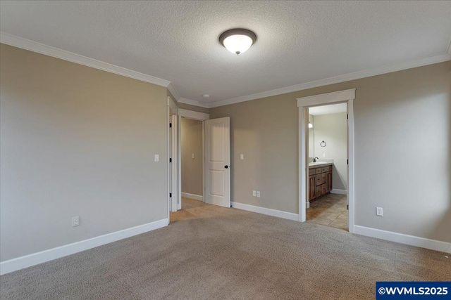 230 SW Wyatt St, Dallas, OR 97338