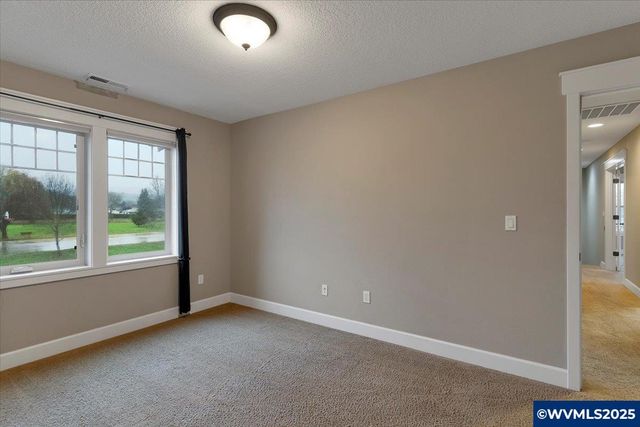 230 SW Wyatt St, Dallas, OR 97338