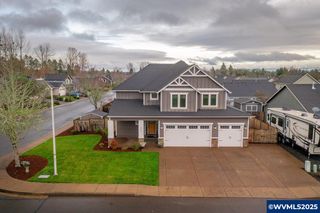 230 SW Wyatt St, Dallas, OR 97338