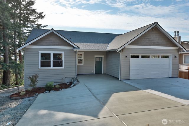 1806 Twin Oaks Lane, Freeland, WA 98249