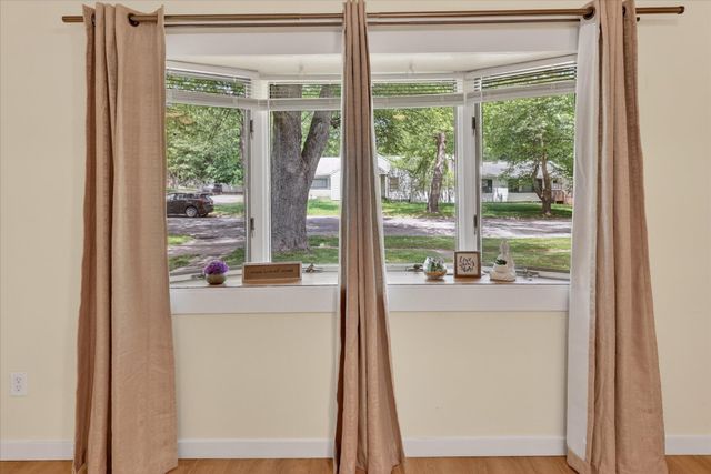 749 Denway Drive, Kalamazoo, MI 49008