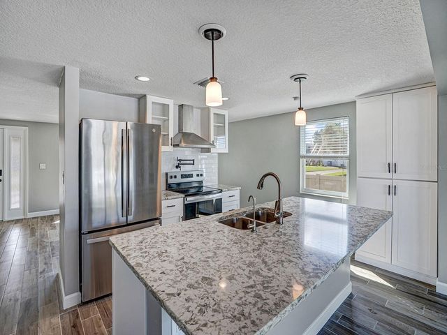 13727 COCO, Hudson, FL 34667