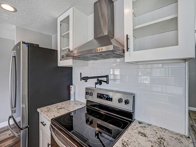 13727 COCO, Hudson, FL 34667