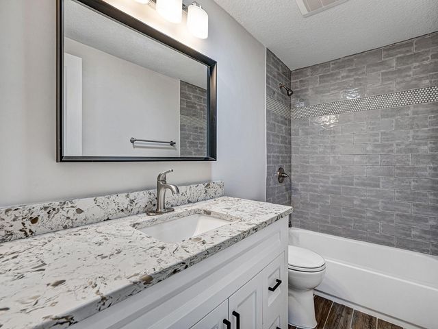 13727 COCO, Hudson, FL 34667