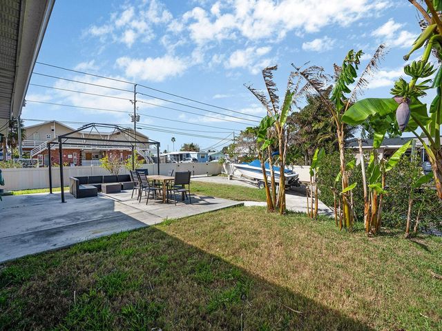 13727 COCO, Hudson, FL 34667