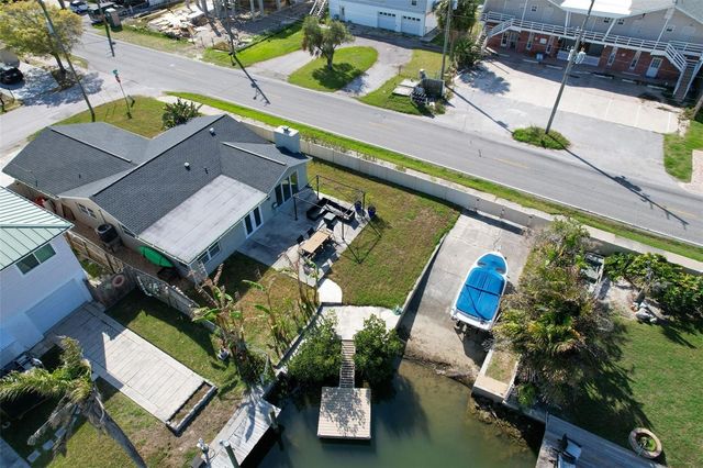 13727 COCO, Hudson, FL 34667