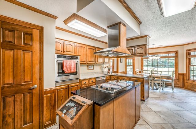 5981 DIPLOMAT PL, Bartlett, TN 38134