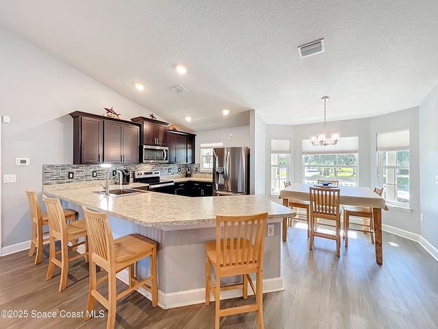 941 Le Baron Street SW, Palm Bay, FL 32908