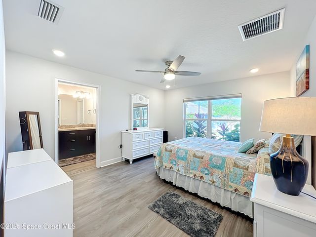 941 Le Baron Street SW, Palm Bay, FL 32908