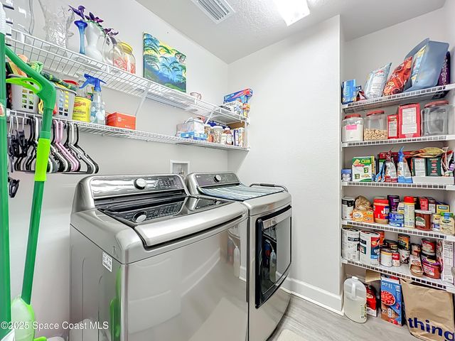 941 Le Baron Street SW, Palm Bay, FL 32908