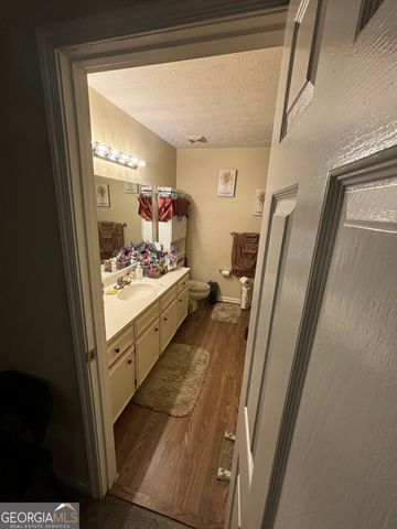 110 Waverly Way, Lagrange, GA 30240