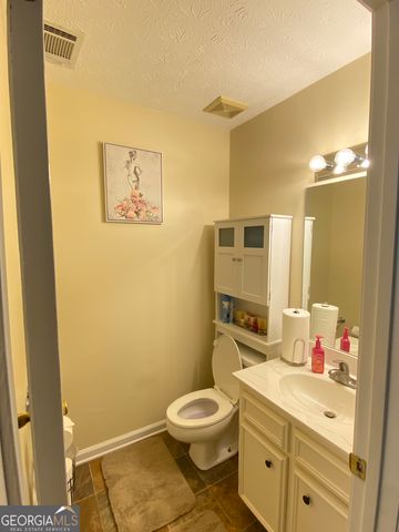 110 Waverly Way, Lagrange, GA 30240