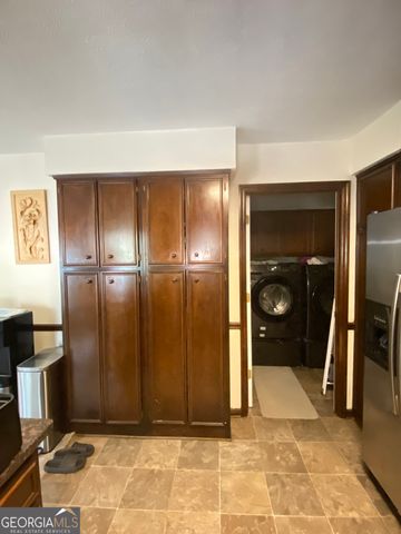 110 Waverly Way, Lagrange, GA 30240
