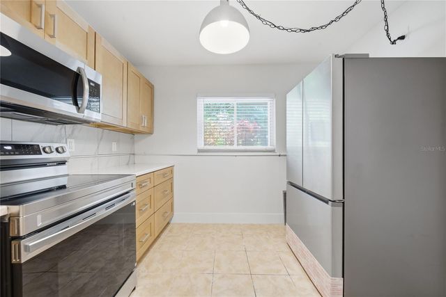 1247 S MARTIN LUTHER KING JR AVENUE 107, Clearwater, FL 33756