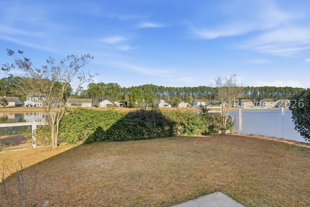 35 Running Oak Dr, Bluffton, SC 29910