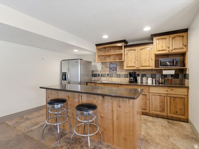 2614 W 2450 N, Farr West, UT 84404