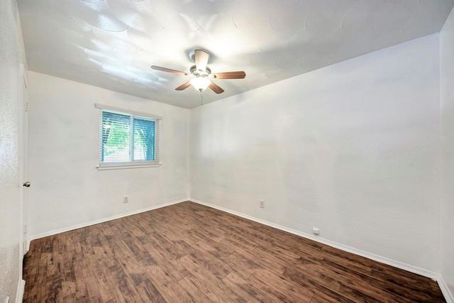 2401 Manor RD 104, Austin, TX 78722