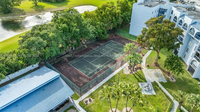 9460 Fontainebleau Blvd 519, Miami, FL 33172