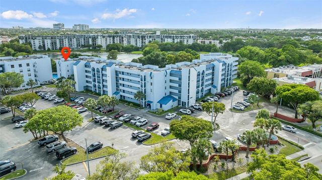 9460 Fontainebleau Blvd 519, Miami, FL 33172