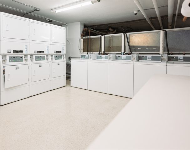 19 Winchester 301, Brookline, MA 02446