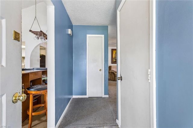 3512 Shawn CT, Virginia Beach, VA 23453