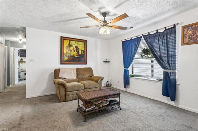 3512 Shawn CT, Virginia Beach, VA 23453