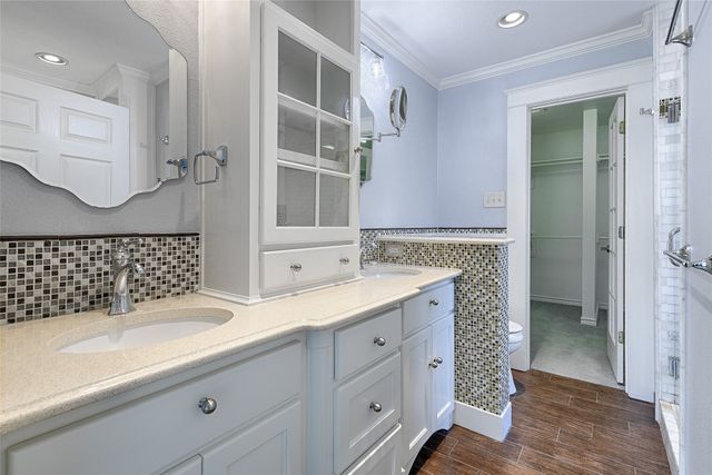 10508 Oak Creek Drive, Greenville, TX 75402