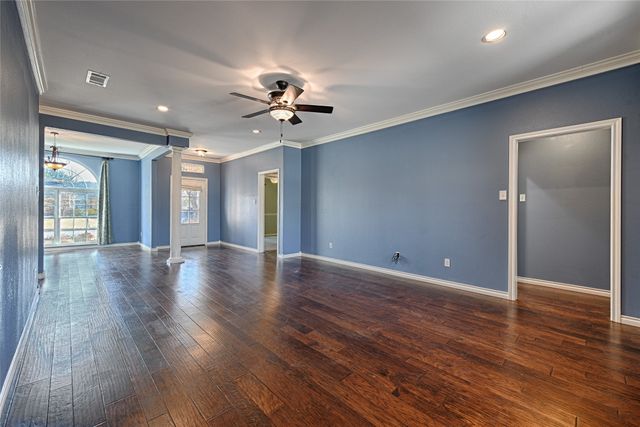 10508 Oak Creek Drive, Greenville, TX 75402