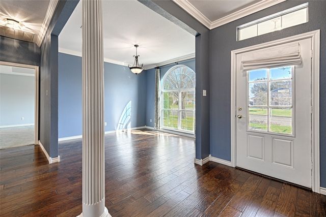 10508 Oak Creek Drive, Greenville, TX 75402