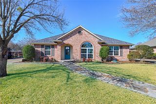 10508 Oak Creek Drive, Greenville, TX 75402
