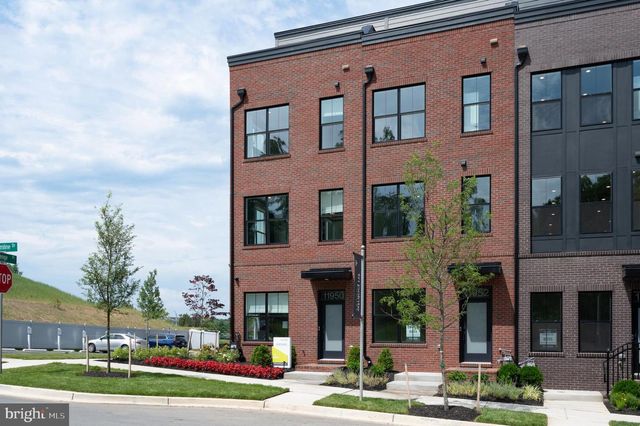 5947 JOSIAH HENSON PKWY, North Bethesda, MD 20852