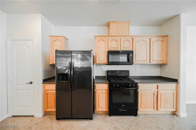 6255 West Arby Avenue 311, Las Vegas, NV 89118