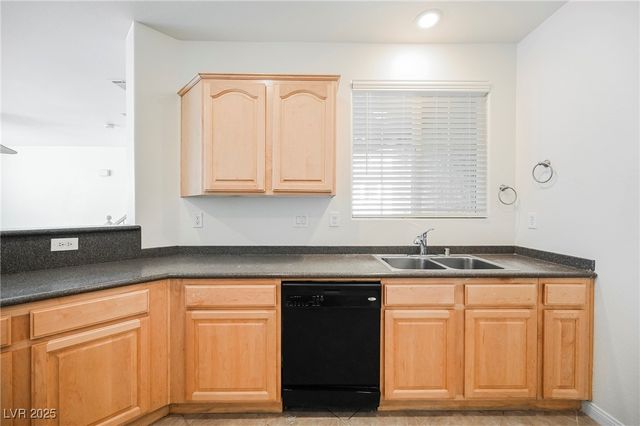 6255 West Arby Avenue 311, Las Vegas, NV 89118