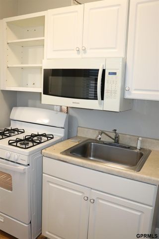 1535 N 32 Street, Lincoln, NE 68503