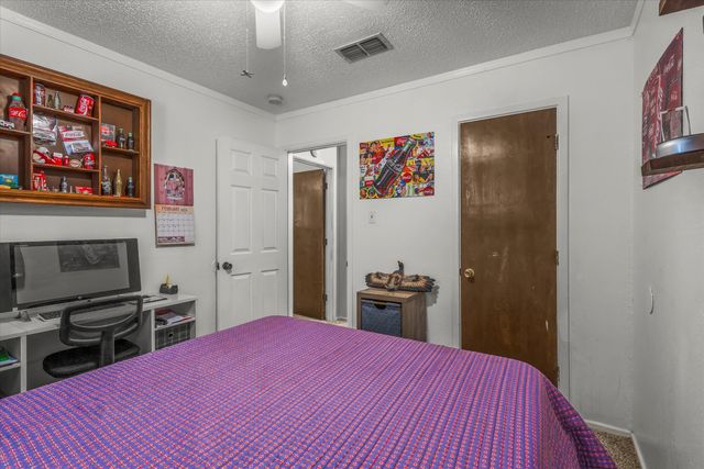 8106 Avenue V, Lubbock, TX 79423