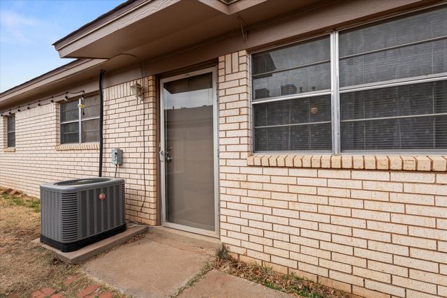 8106 Avenue V, Lubbock, TX 79423